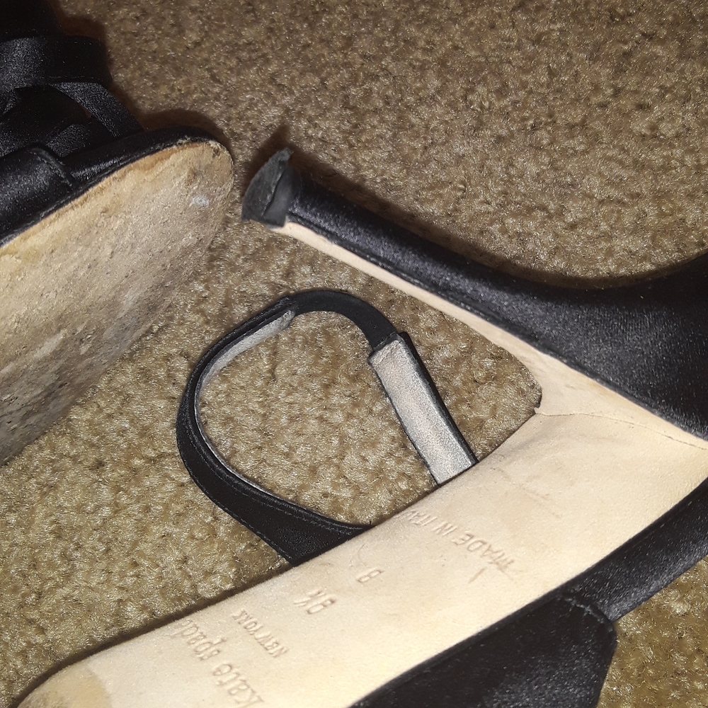 Shoes - Picture 4 of 8